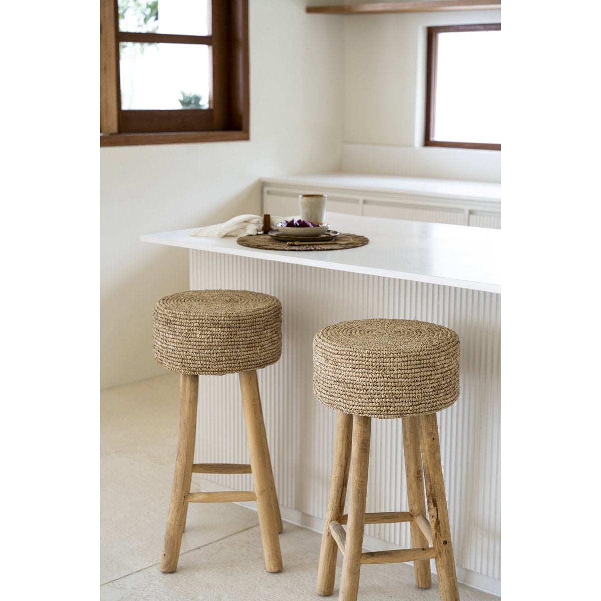 Raffia barpall i teak och raffia, natur