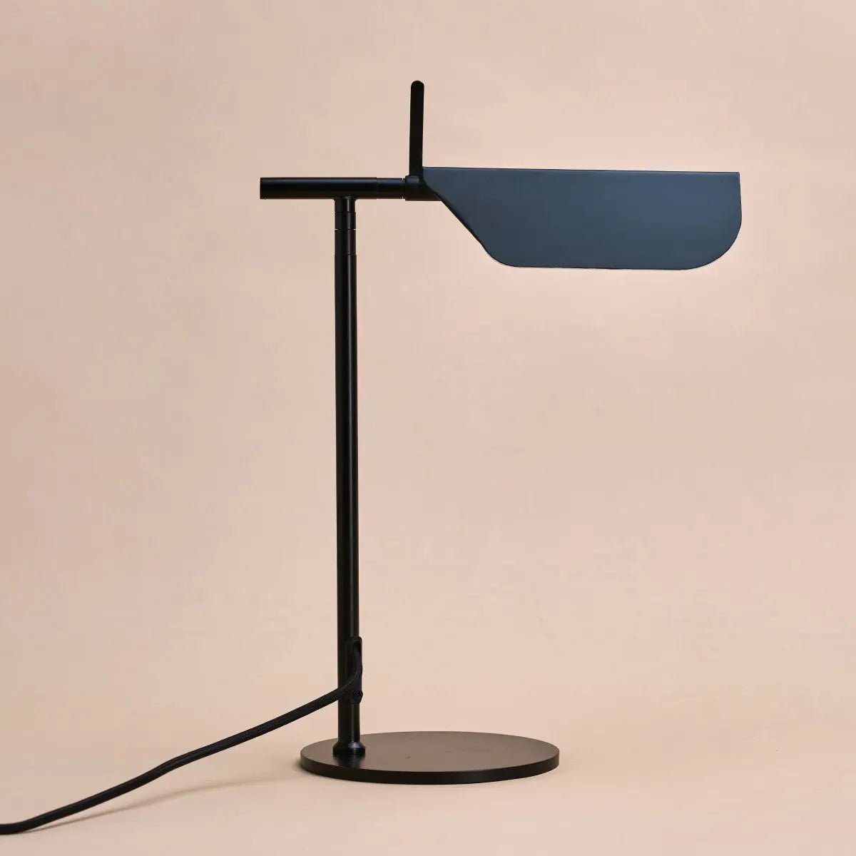 Marcello Svart Metallbordslampa