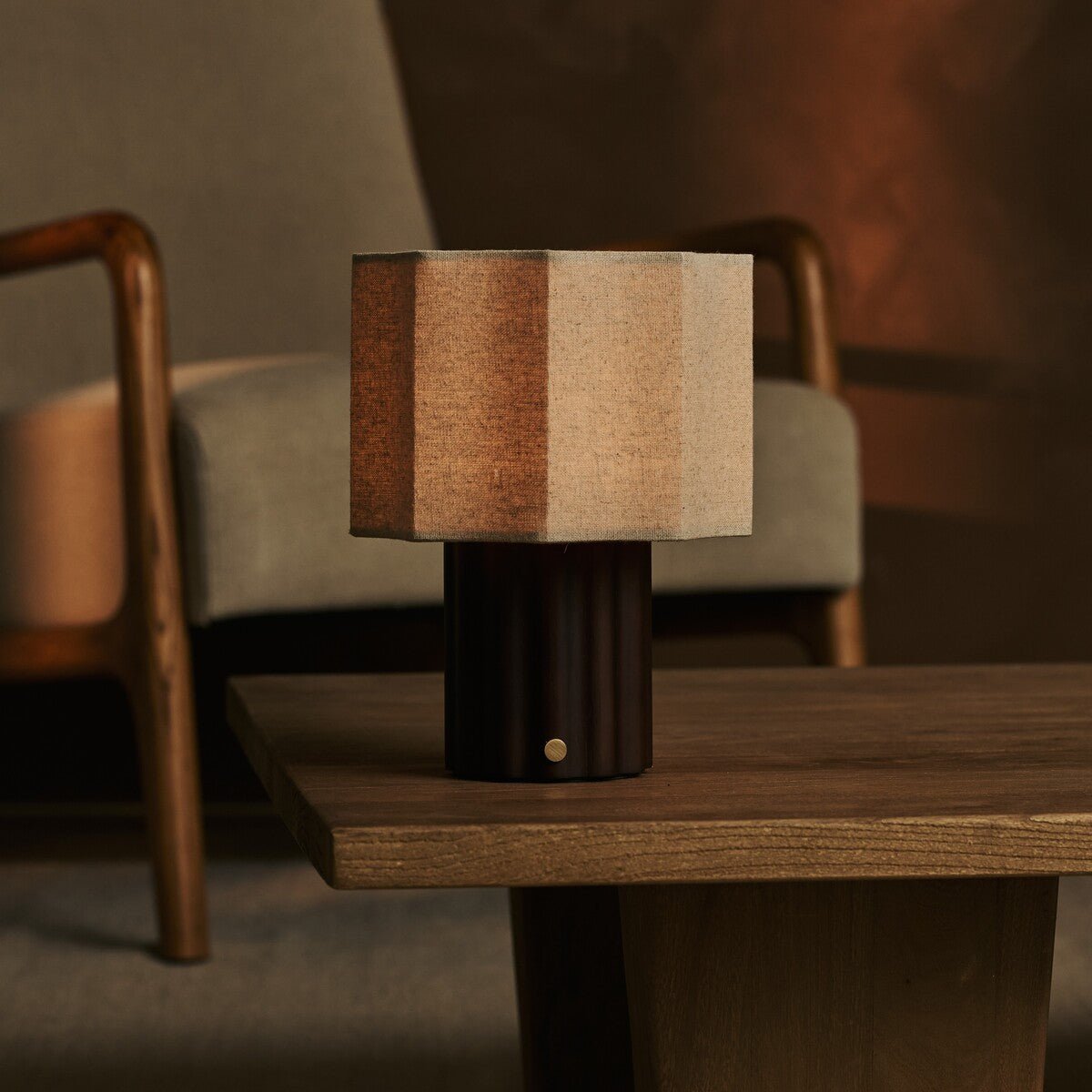 Eloïsa Mörkbrun Uppladdningsbar Bordslampa – Nordic Collection