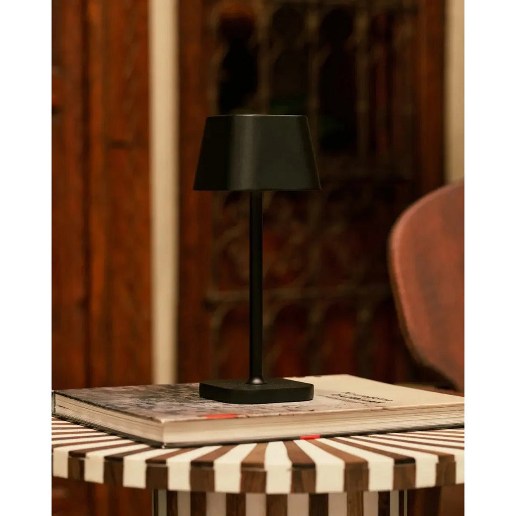 Ava Svart Sladdlös Bordslampa