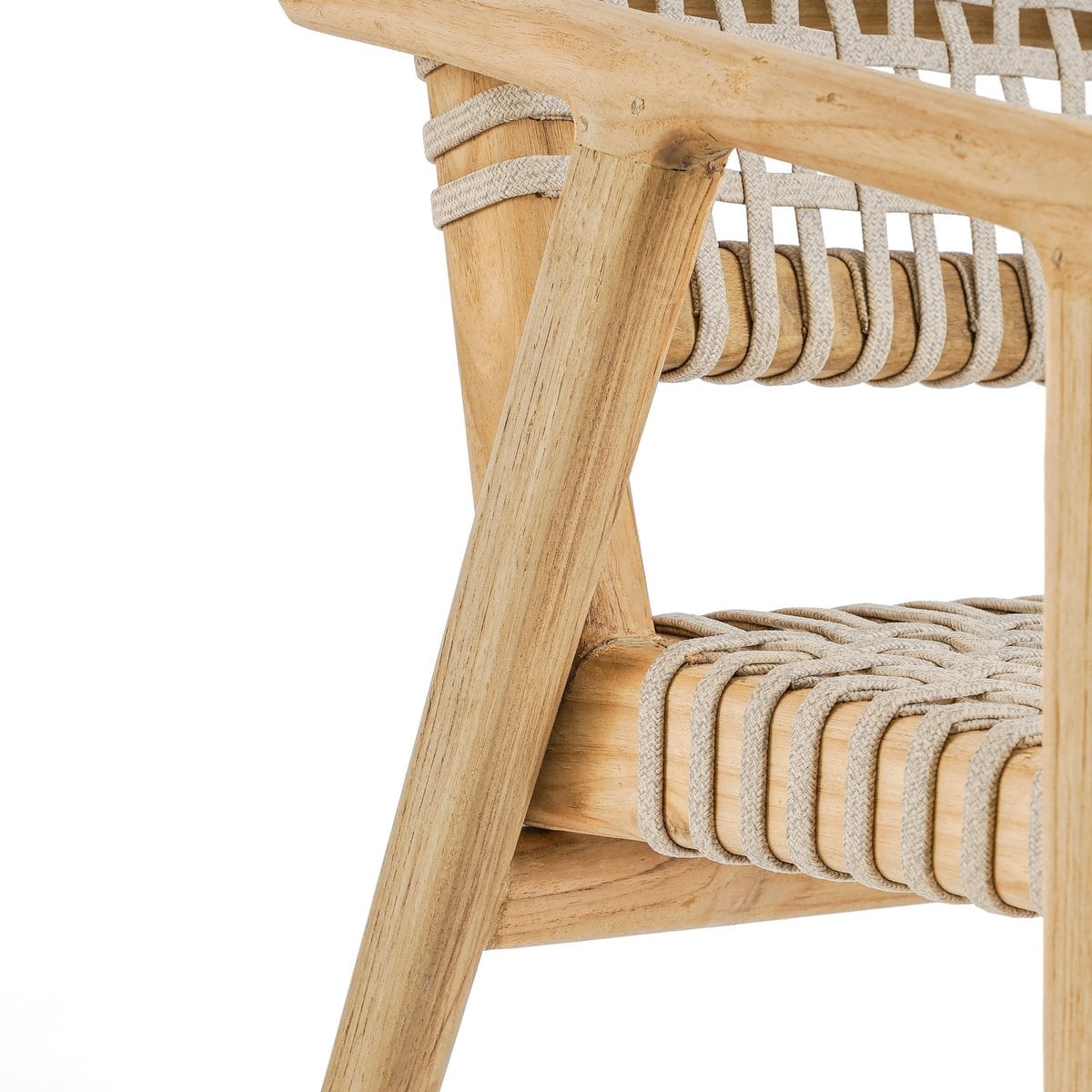 Trikeri matstol i återvunnen teak med flätad sits