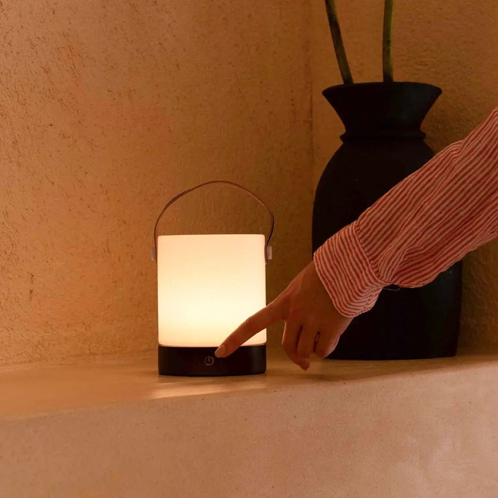 Bordslampa i Trä Avery Mörkbrun