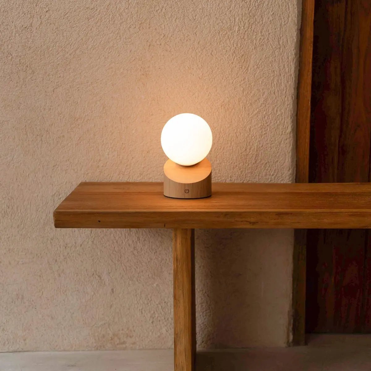 Morris – Sladdlös Uppladdningsbar Mini-Bordslampa i Natur