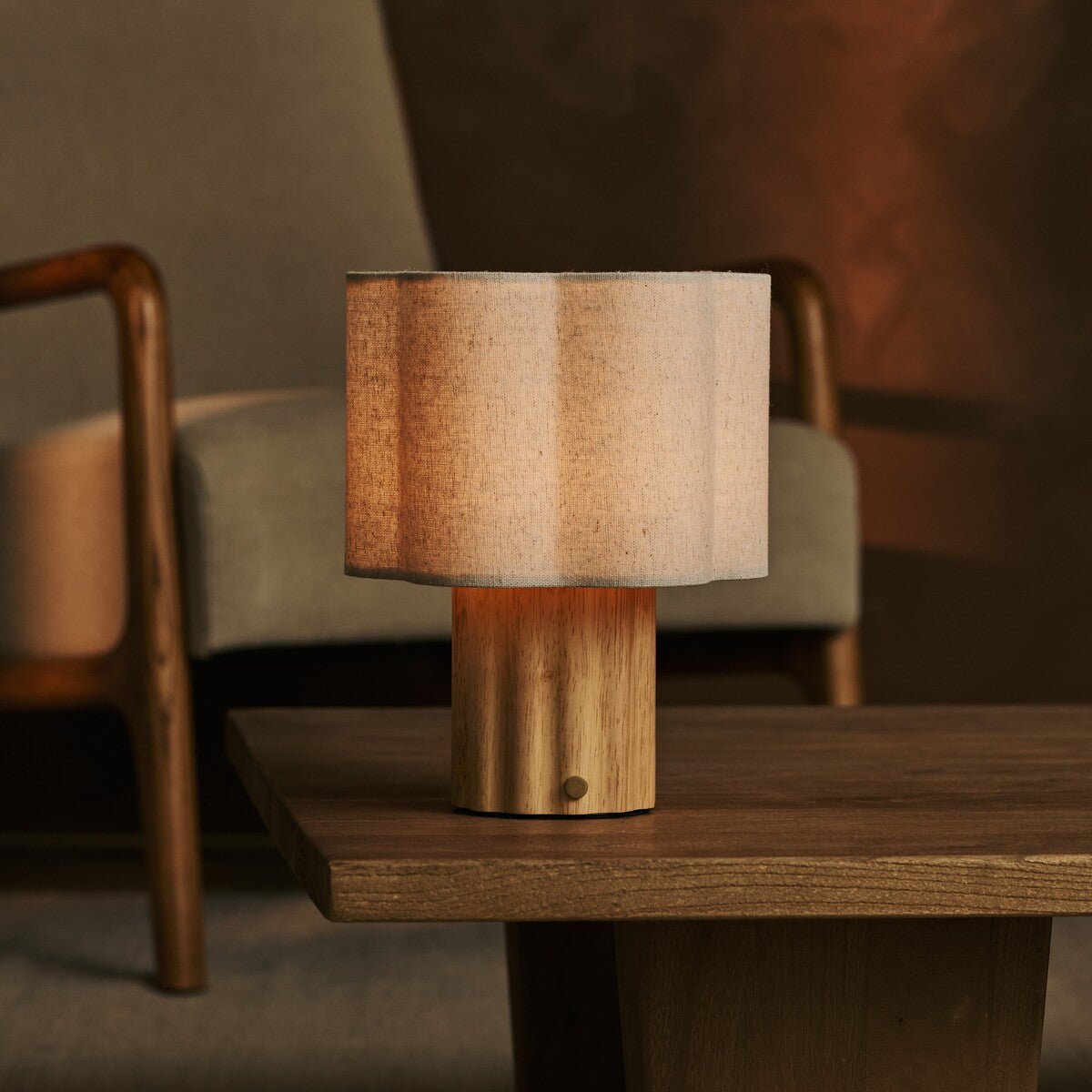 Yalisa Ljusbrun Uppladdningsbar Bordslampa – Nordic Collection