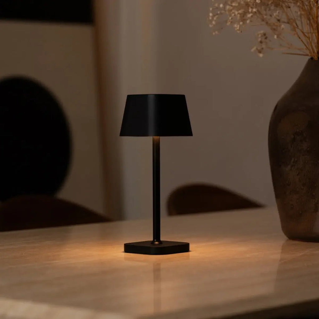 Ava Svart Sladdlös Bordslampa