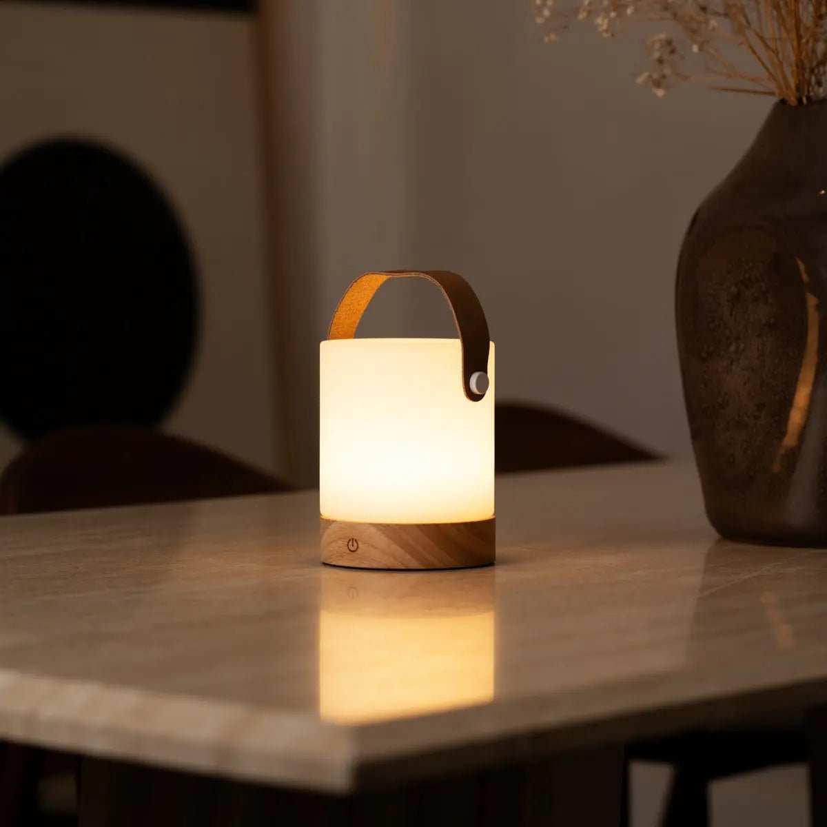 Avery Ljusbrun Sladdlös Träbordslampa