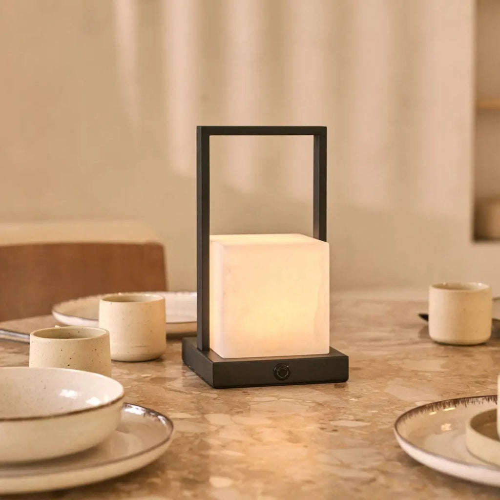 Nola Alabaster Sladdlös Bordslampa