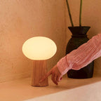 Sladdlös bordslampa Max – uppladdningsbar & dimbar | Tavellio