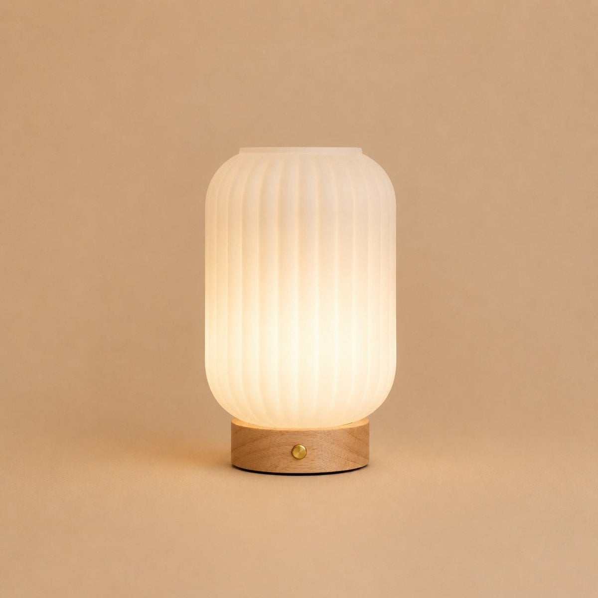 Bordslampa i Trä Lilly Ljusbrun