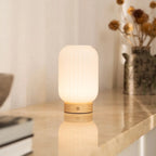 Bordslampa i Trä Lilly Ljusbrun
