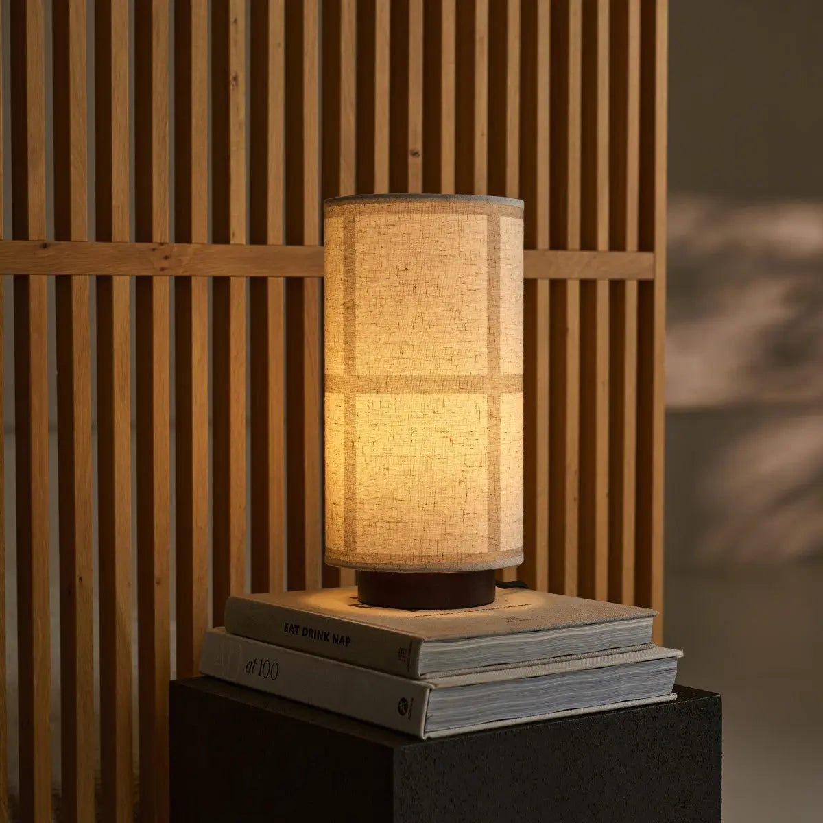 Sakura - Mörkbrun Bordslampa – Tavellio Amsterdam