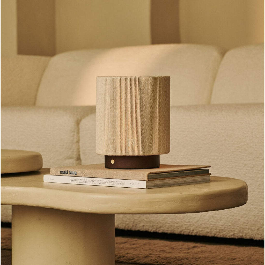 Ivo Mörkbrun Trälampa – Sladdlös Bordslampa