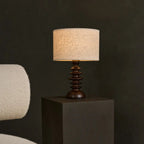 Bodhi Mörkbrun Träbordslampa med Tygskärm