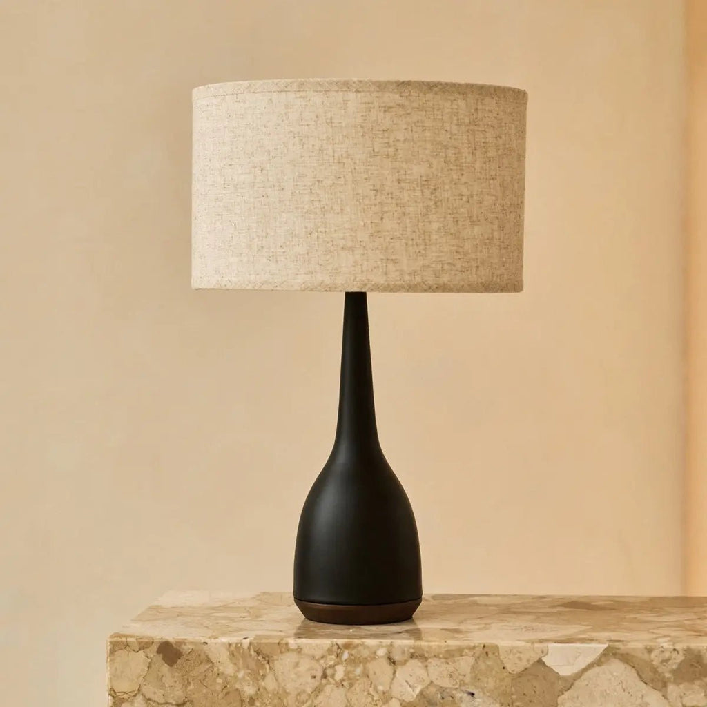 Jacob Svart Bordslampa med Tygskärm