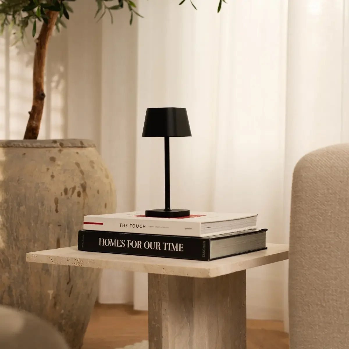 Ava Svart Sladdlös Bordslampa
