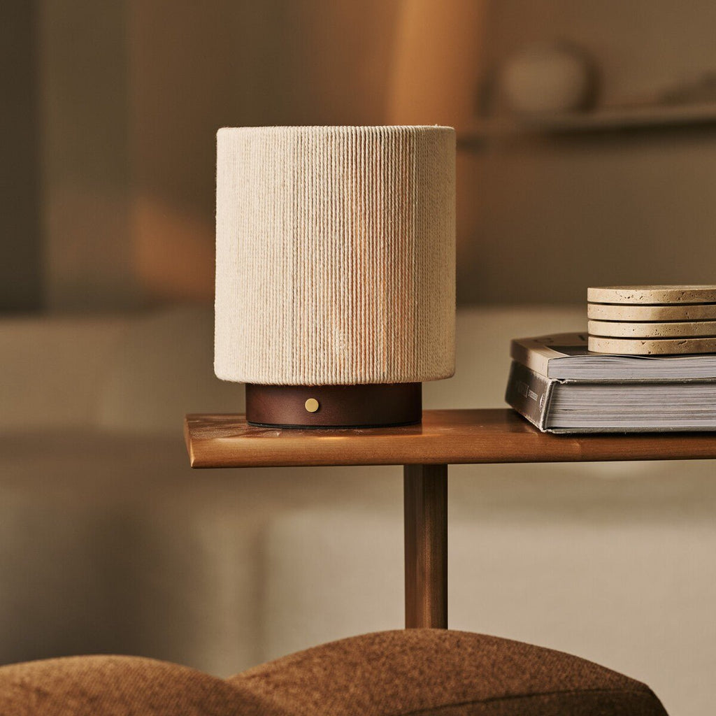 Ivo Mörkbrun Trälampa – Sladdlös Bordslampa