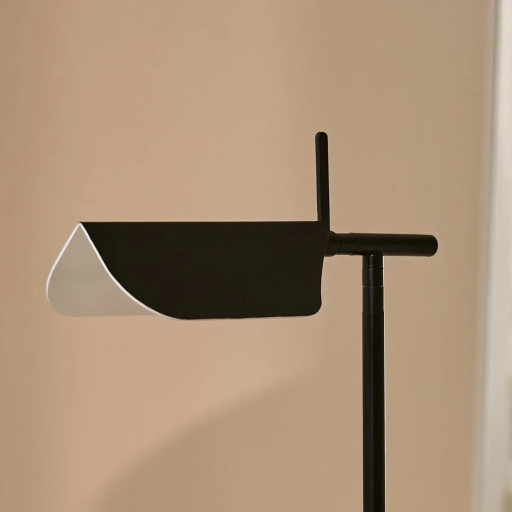 Marcello Svart Metallbordslampa