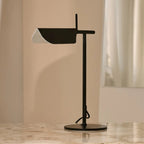Marcello Svart Metallbordslampa