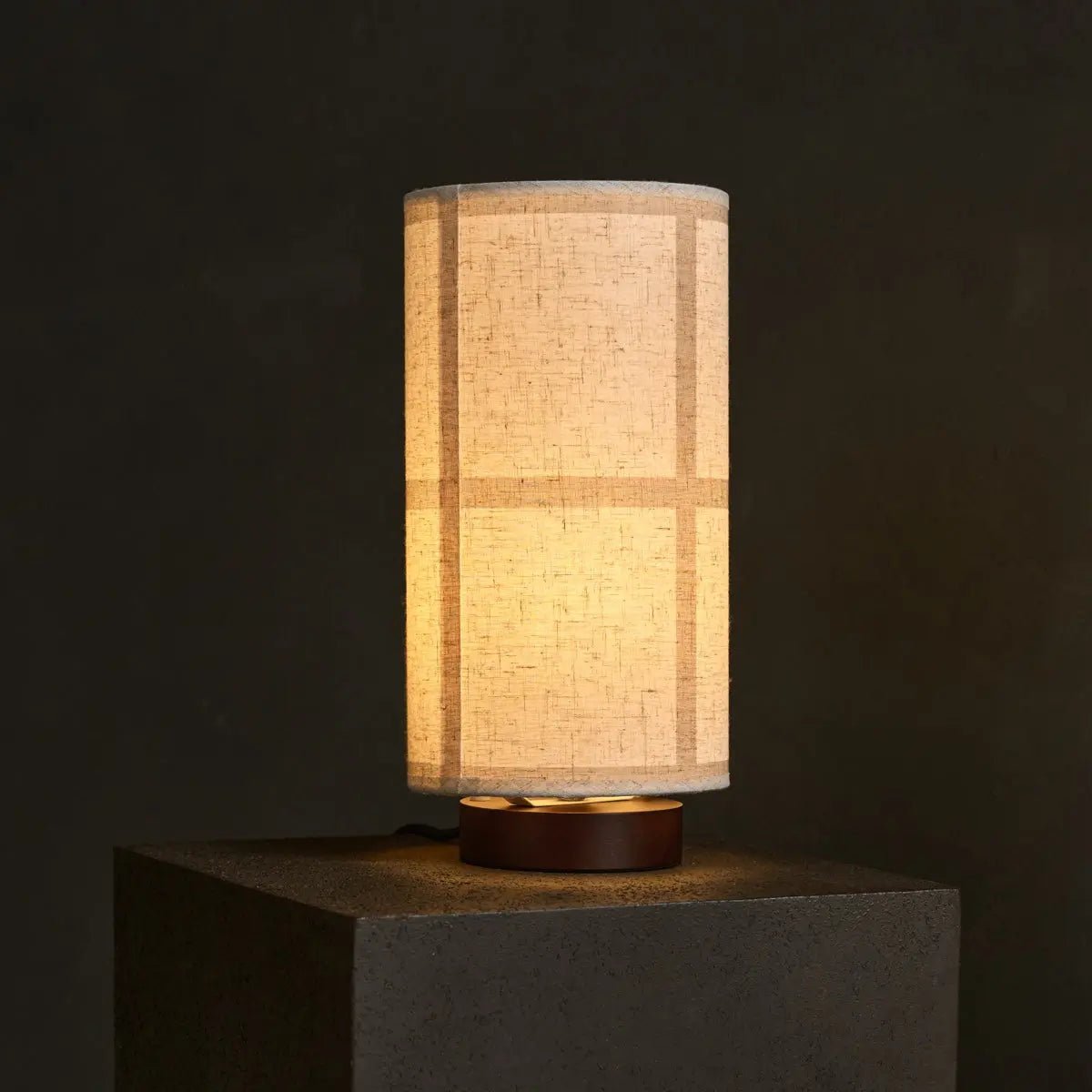 Sakura - Mörkbrun Bordslampa – Tavellio Amsterdam