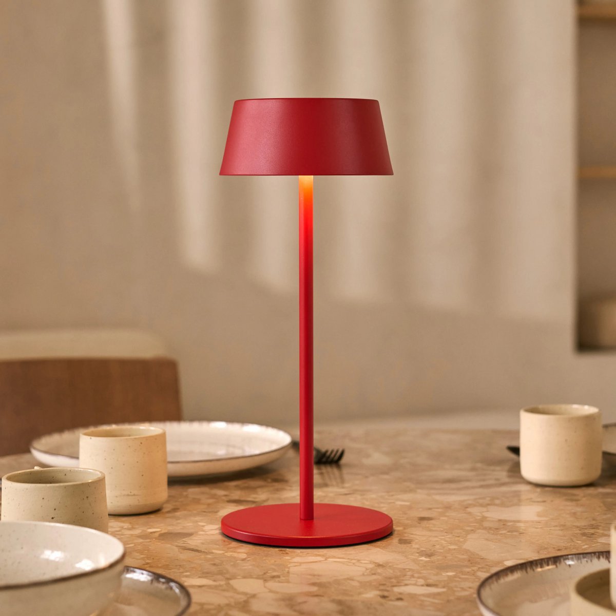 Hugo Bärröd Sladdlös Bordslampa