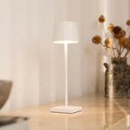 William Vit Sladdlös Bordslampa