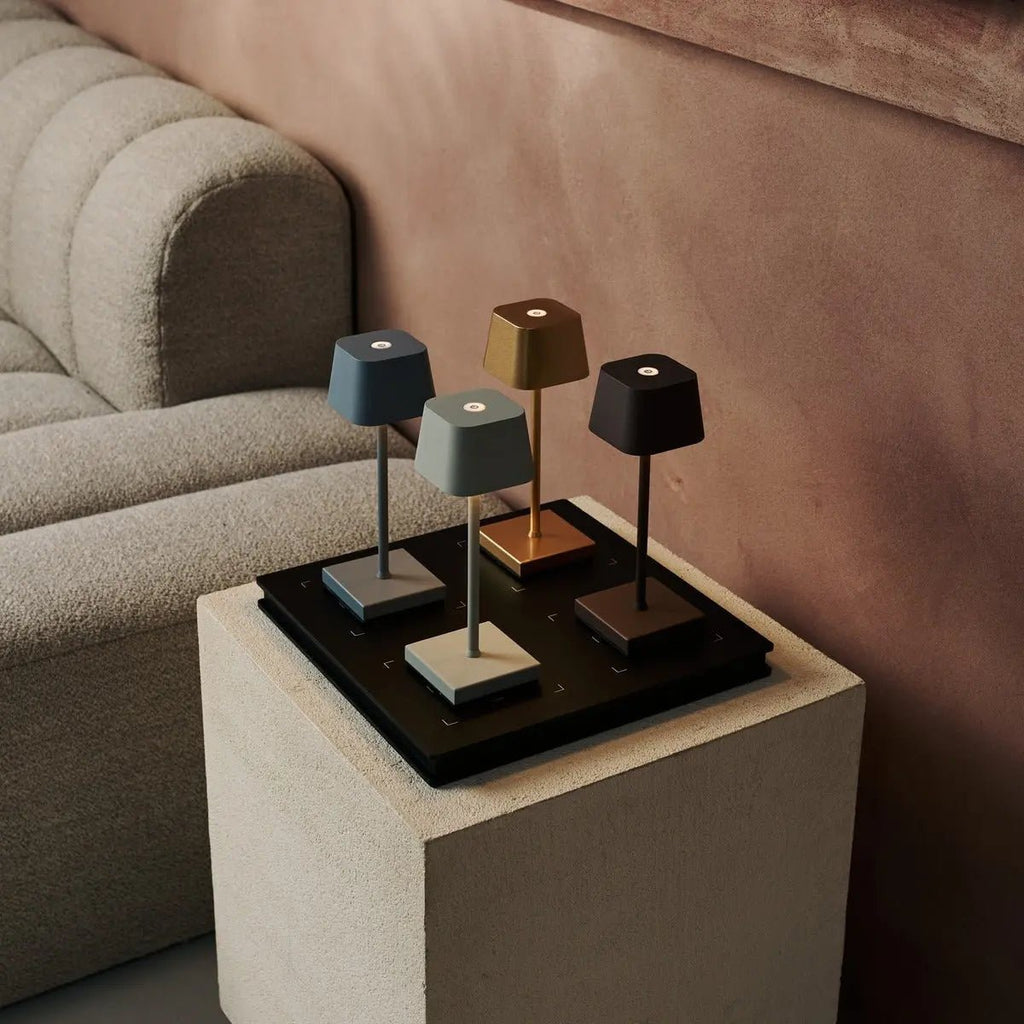 Mini Bordslampa i Trä Sarphati Musgrå